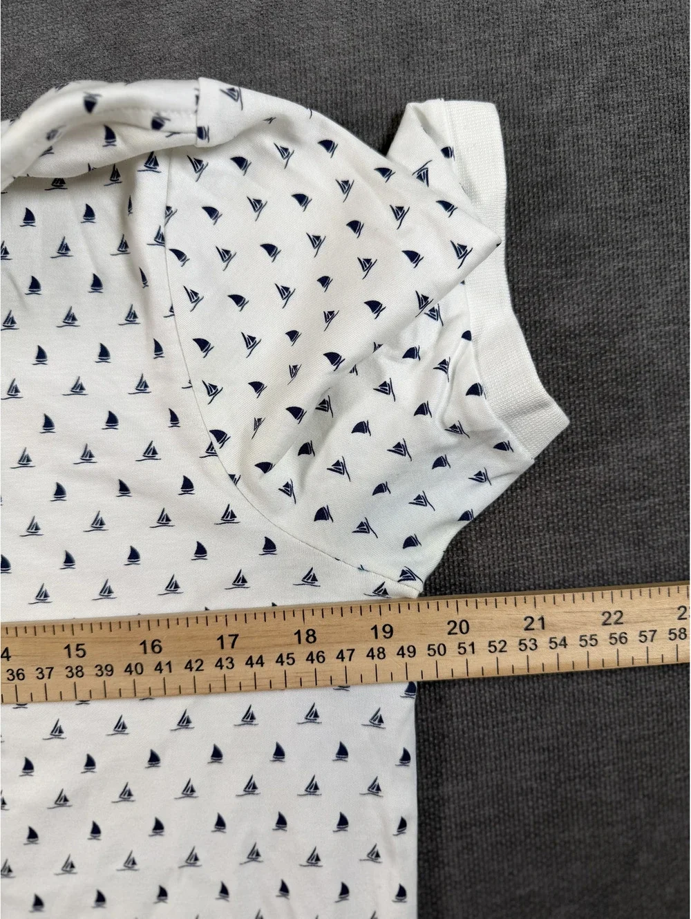 Polo Ralph Lauren Classic Fit XS White Polo Shirt with Navy Sailboat Print